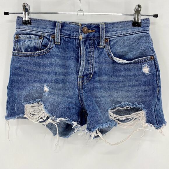WE THE FREE Sofia Cutoff Mid Rise Distressed Cut-Off Denim Shorts Size 24 - Picture 1 of 9